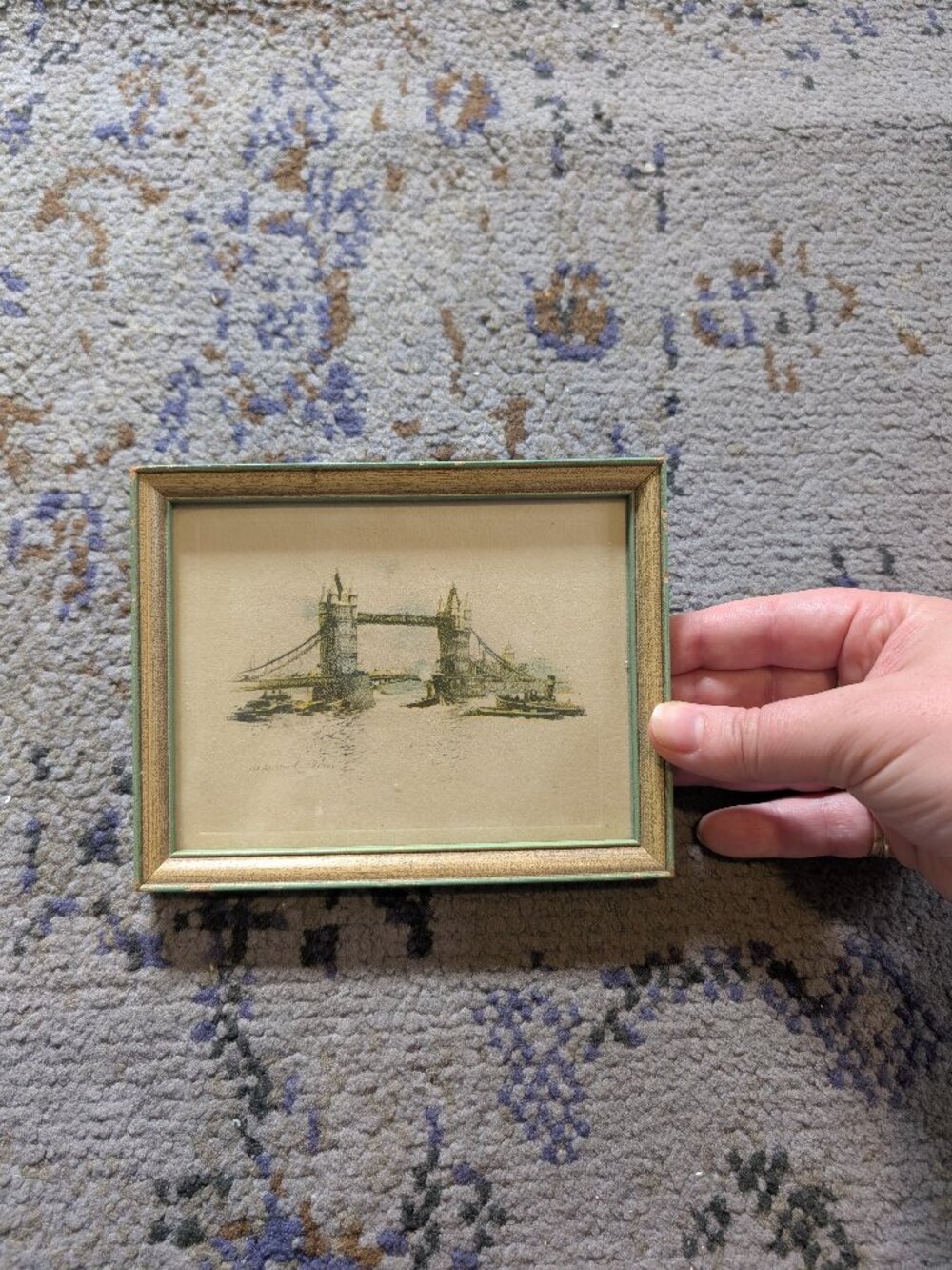 Vintage 5.5 x 4.5 Tower Bridge London Print Green Wood Frame, Sawtooth Hanger